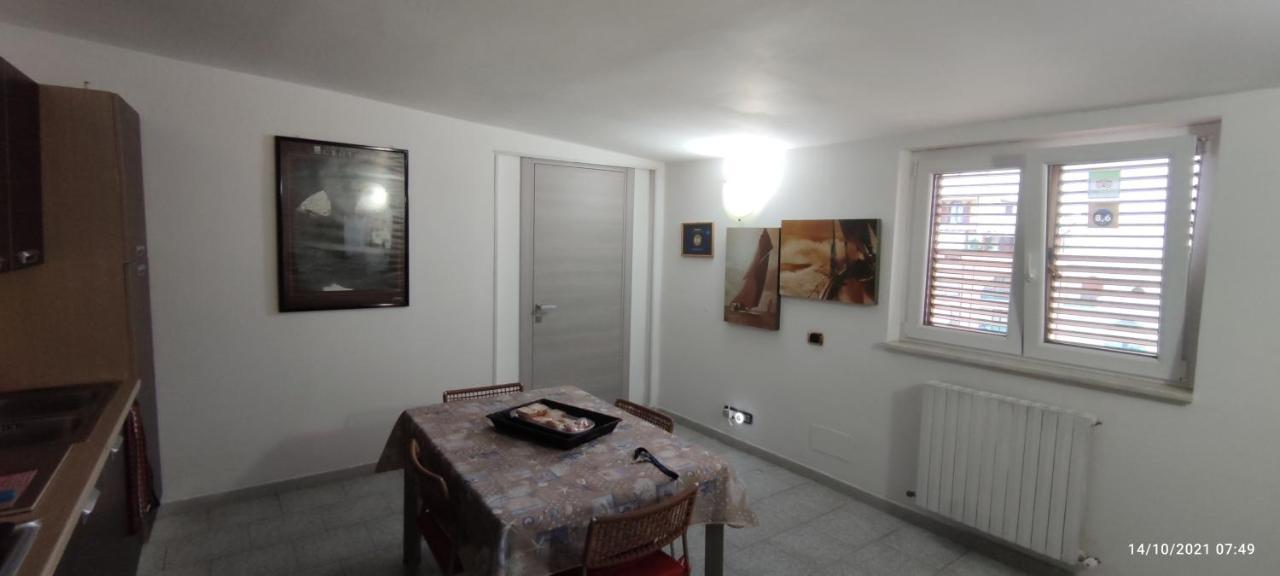 Affitti Brevi- Mediterraneo Crotone Exterior photo