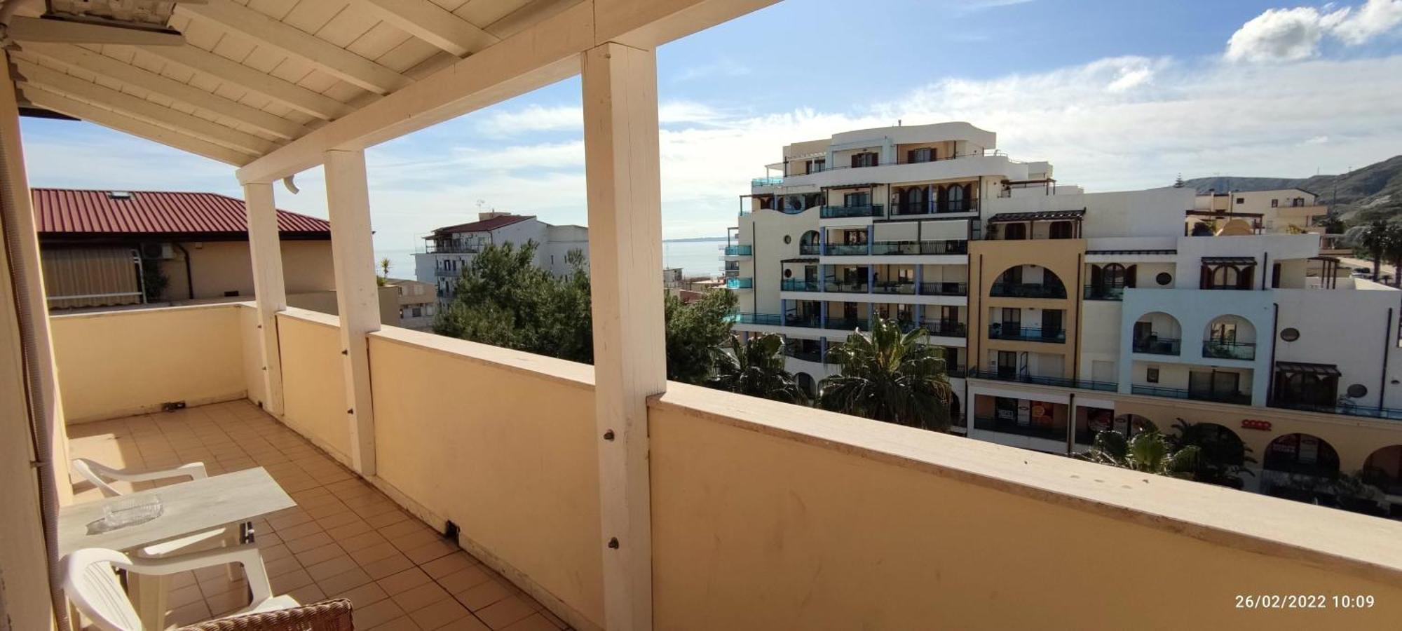 Affitti Brevi- Mediterraneo Crotone Exterior photo